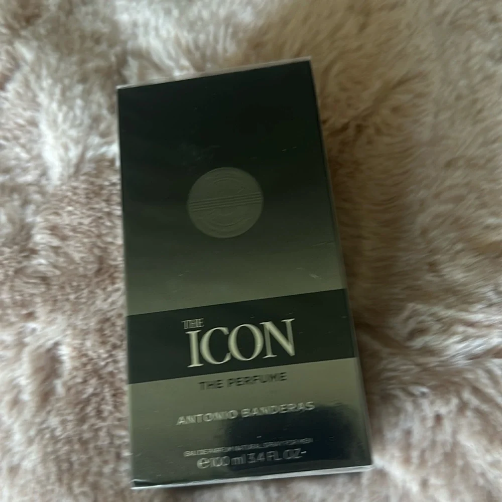 NWT The ICON Antonio Banderas 3.4 FL OZ brand new in wrap and box